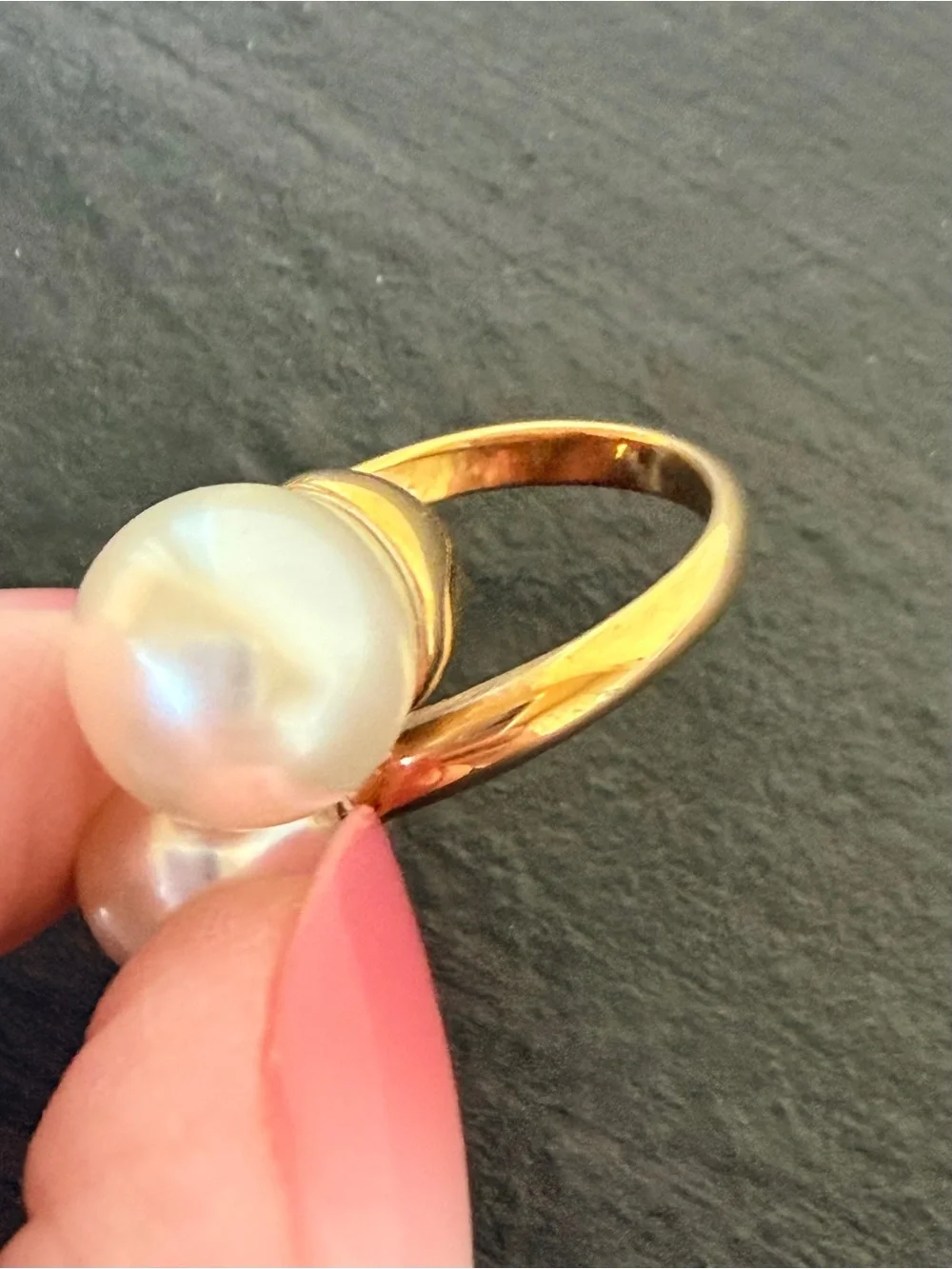 Luminous Gold Pearl Open-Top Ring in White Pearl